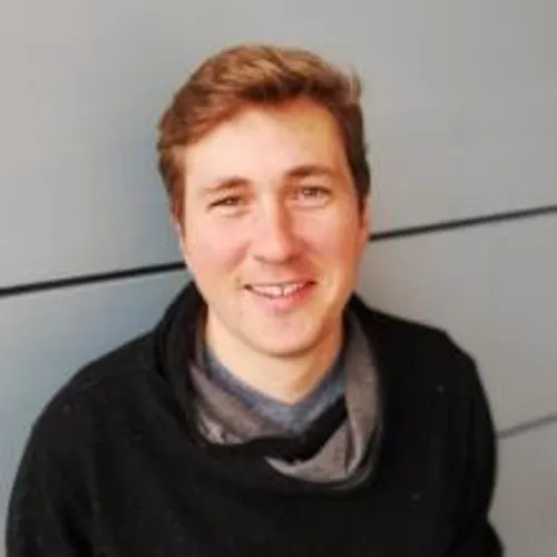 Dr. Adam Klosin